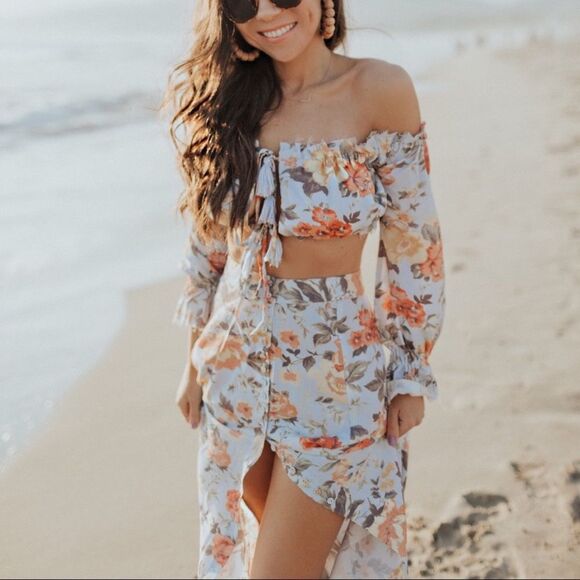 REVOLVE Majorelle Sangria Floral Maxi Skirt in Blue and Orange size large - Picture 3 of 11